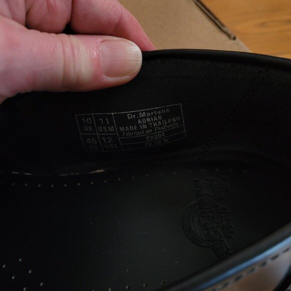 Doc Marten Adrian mens 11 black leather - Picture 6 of 11